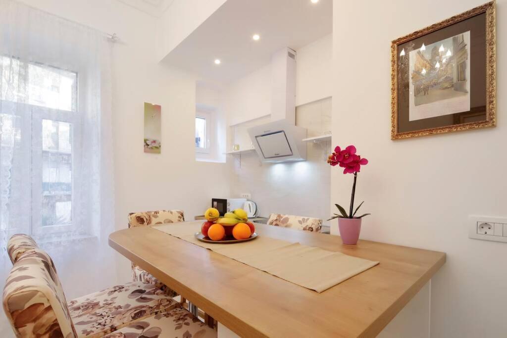 Chrystal Apps Integral Apartment Rijeka Luaran gambar